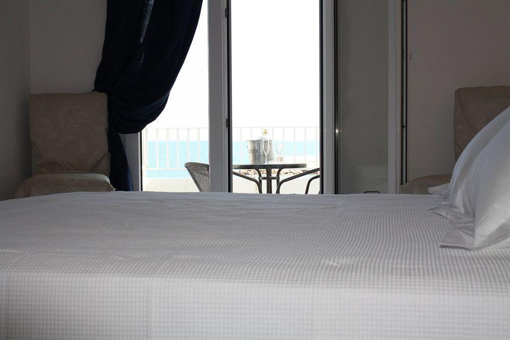 La Gambina Hotel Colera Eksteriør billede